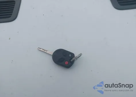 2017 Ford Transit-250 z USA, uszkodzony, nr VIN 1FTYR1YM2HKB04480